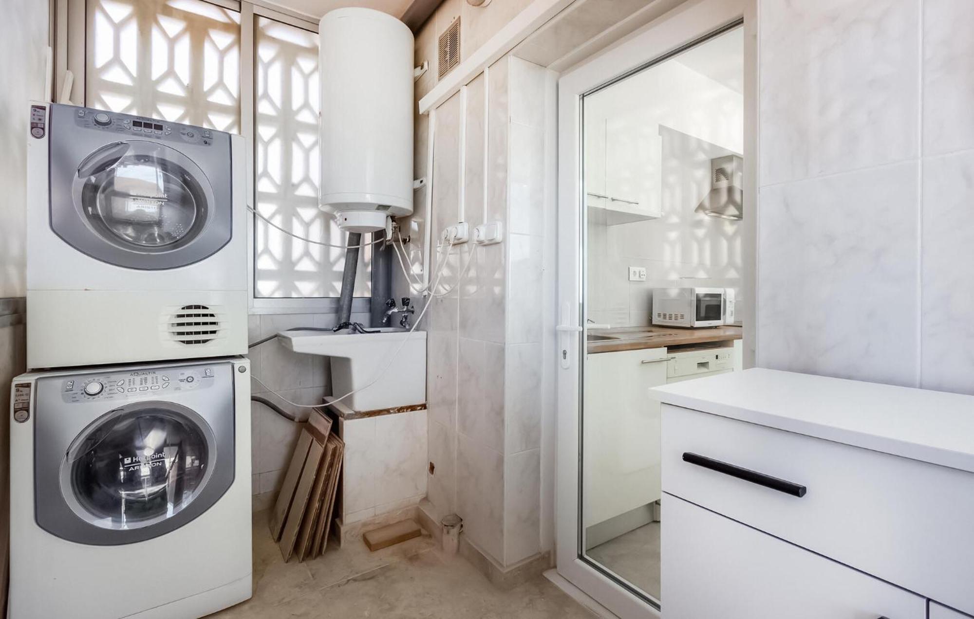 Cozy Apartment In Santa Pola With Kitchen Exterior photo