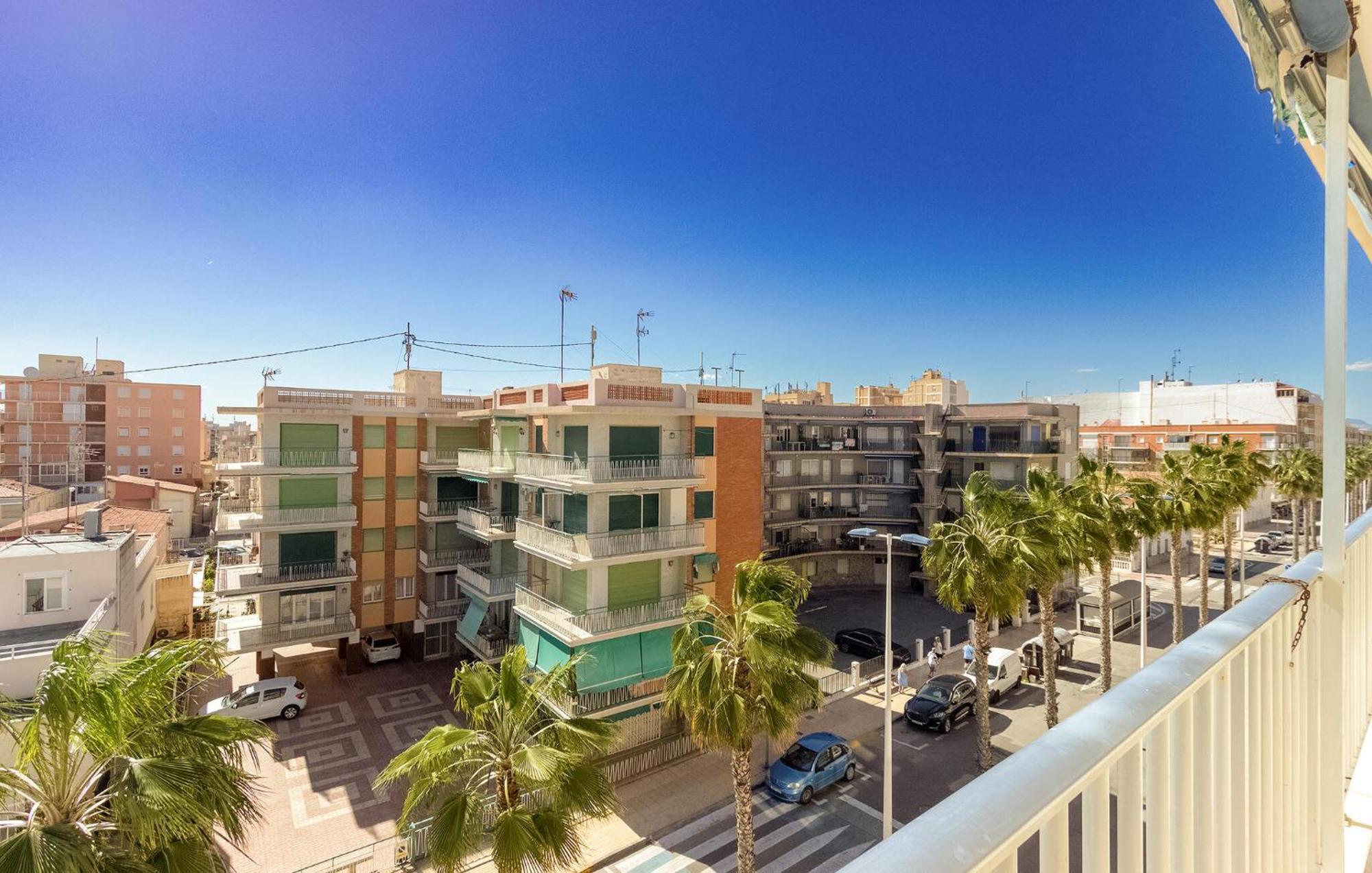Cozy Apartment In Santa Pola With Kitchen Exterior photo